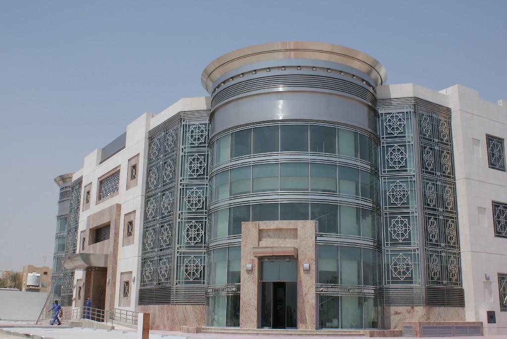 architectural metalwork of Commercial Bank Qatar